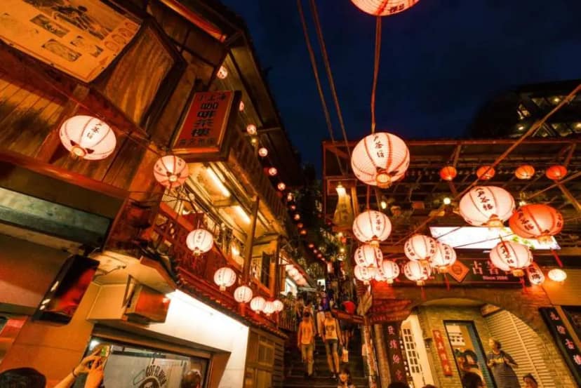 KKday: EXTRA 15% OFF 1-Day North Coast Tour with multilingual services