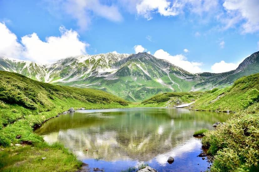 KKday: 8% OFF Kurobe Tateyama Alpine Route 3 Day Tour from Nagoya to explore spectacular mountain scenery, the famous Alpine Route and seasonal attractions across the Japanese Alps.