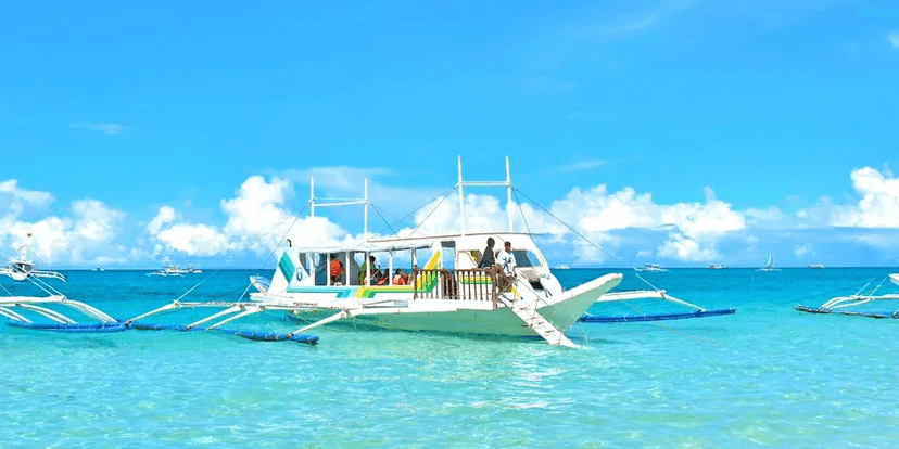 Klook: PHP 300 OFF on Boracay island hopping adventure and discover beautiful beaches, crystal-clear waters and scenic spots around the island.
