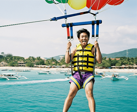 Klook: Enjoy PHP 300 OFF on Boracay Parasailing